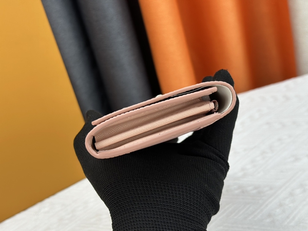 LVコピーウォレット細部ディテール